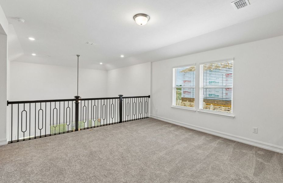 Spacious, unfurnished interior of a new home in Whitewing Trails, Princeton (Image 17).