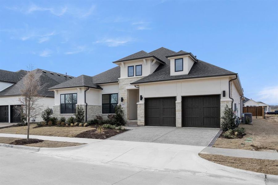 4730 Hawthorn Hills- Front NG-2