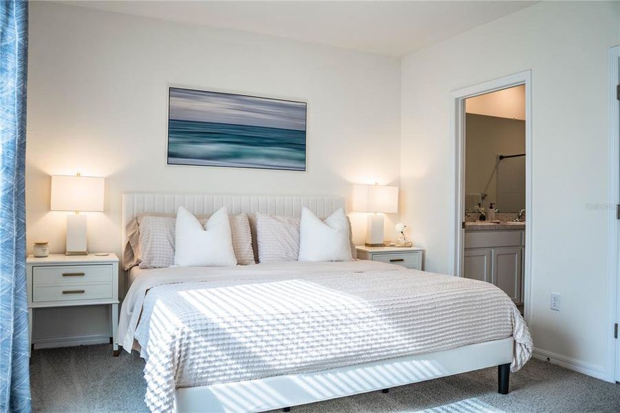 Furnished interior view inside a new home in , Plant City (Image 45).