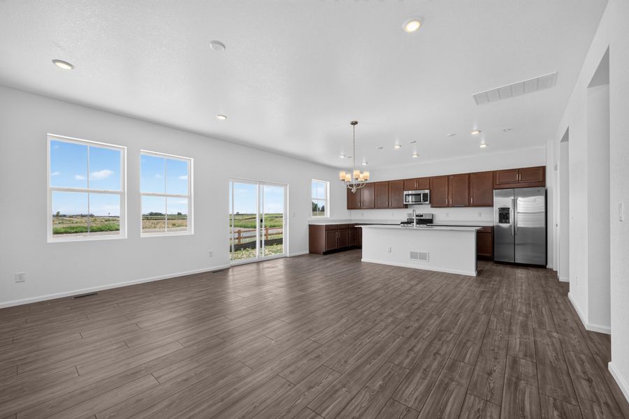 Spacious, unfurnished interior of a new home in Lake Bluff, Greeley (Image 8). Spacious, unfurnished interior of a new home in Lake Bluff, Greeley (Image 8).