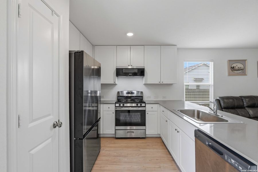 Furnished interior view inside a new home in Hidden Trails, Bulverde (Image 16).