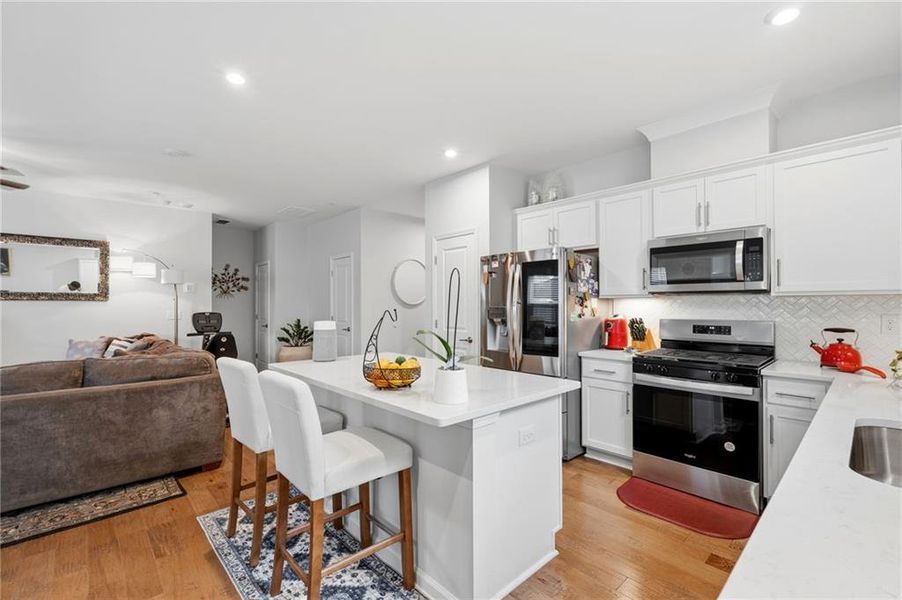 Furnished interior view inside a new home in , Grayson (Image 7).