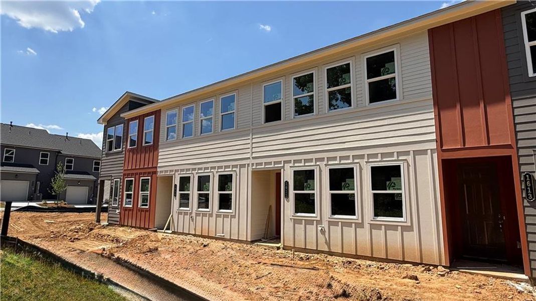 Image 42 of a home in Park Vue.