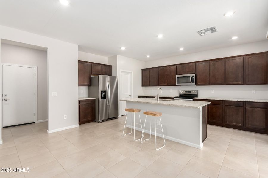 12 - Camino Del Oro 12 - Camino Del Oro