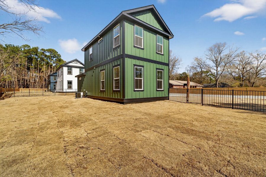 Exterior details and patio area of a home in , Summerville (Image 35).
