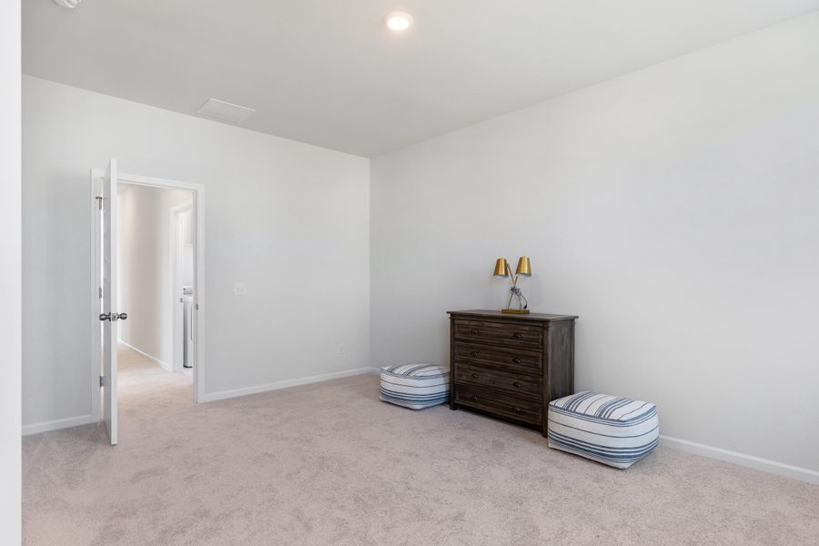 Furnished interior view inside a new home in Heron's Walk at Summers Corner, Summerville (Image 39).