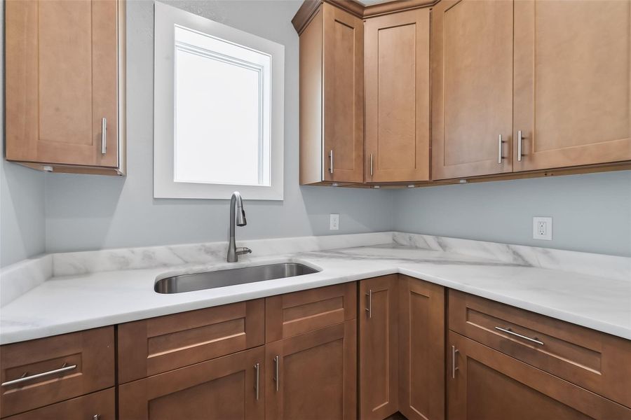 Furnished interior view inside a new home in , Freeport (Image 28).