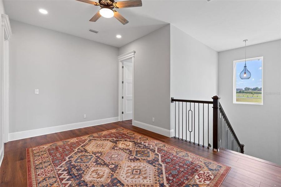 Spacious, unfurnished interior of a new home in , Thonotosassa (Image 22).