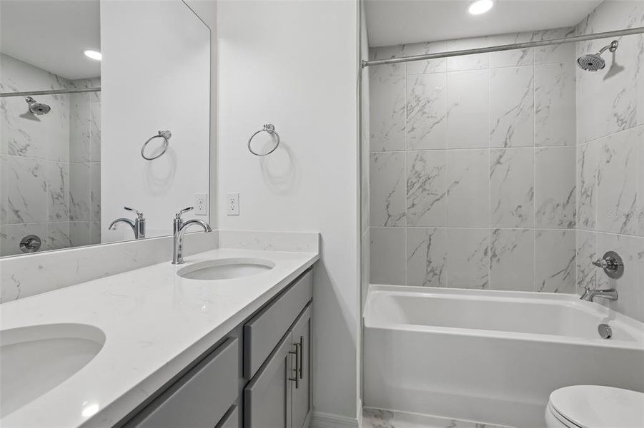 Furnished interior view inside a new home in Twin Oaks, Zephyrhills (Image 5).