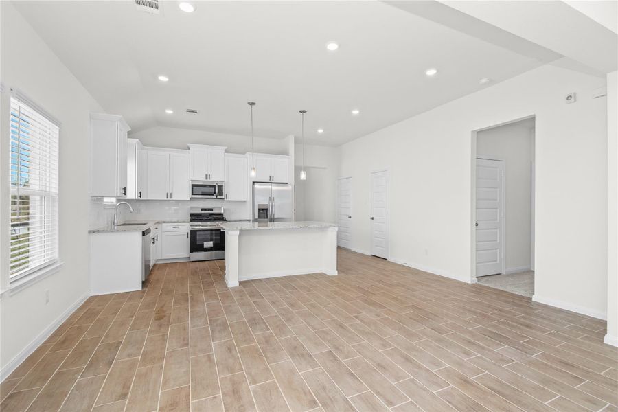 Furnished interior view inside a new home in Harmony Cove, Humble (Image 8). Furnished interior view inside a new home in Harmony Cove, Humble (Image 8).