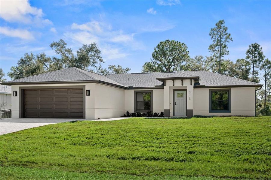 Exterior details and patio area of a home in , North Port (Image 25).