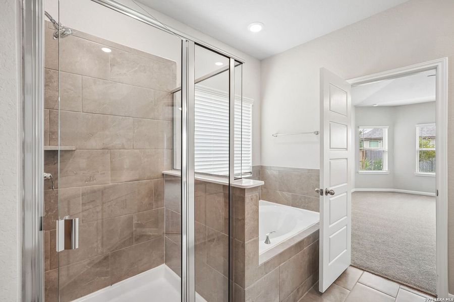 Furnished interior view inside a new home in Arcadia Ridge - Premier Series, San Antonio (Image 19).