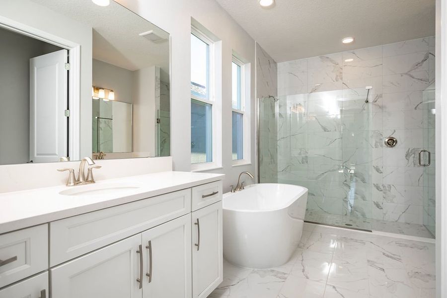 Owner's Bathroom Owner's Bathroom