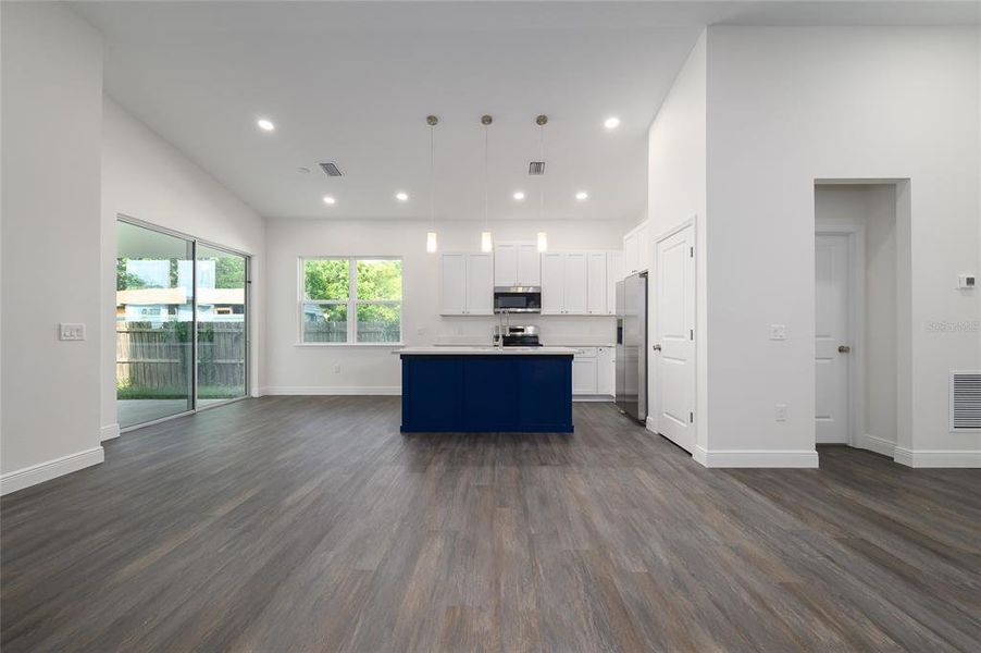 Furnished interior view inside a new home in , Orlando (Image 11).