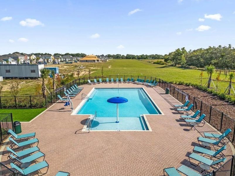 Community amenities in Lawson Dunes, Haines City (Image 18).