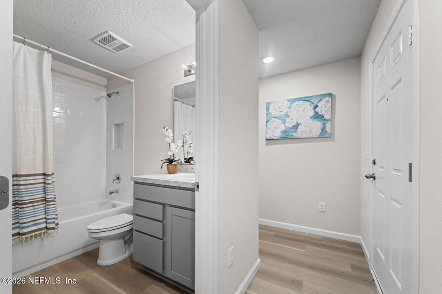 Furnished interior view inside a new home in , Jacksonville (Image 15).