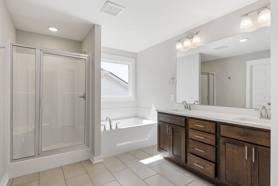 Furnished interior view inside a new home in Westfield Garden Homes, Gallatin (Image 3).