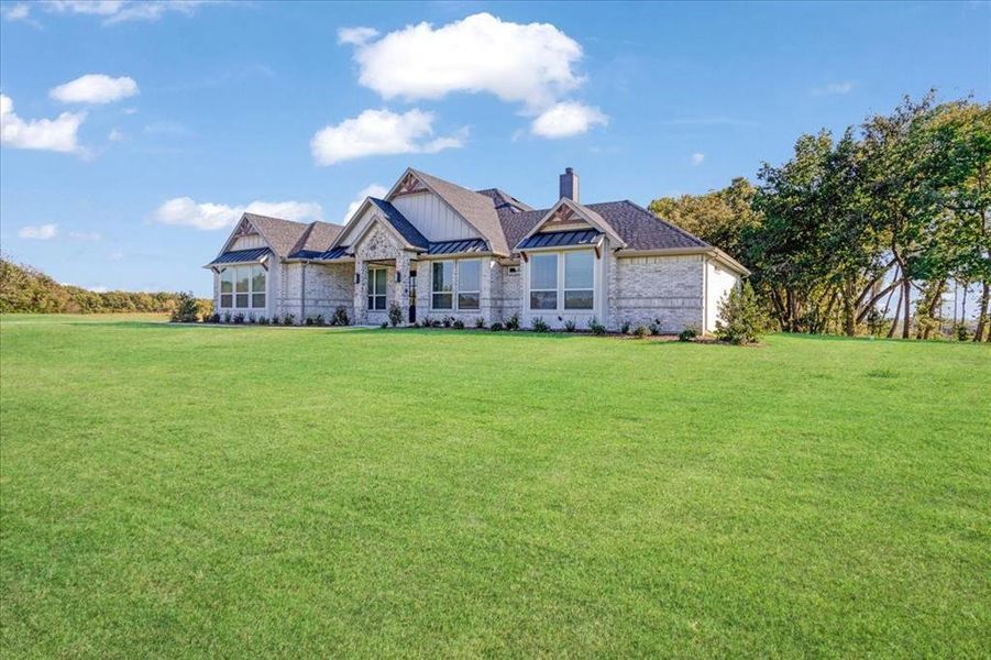 Image 31 of a home in . Image 31 of a home in .