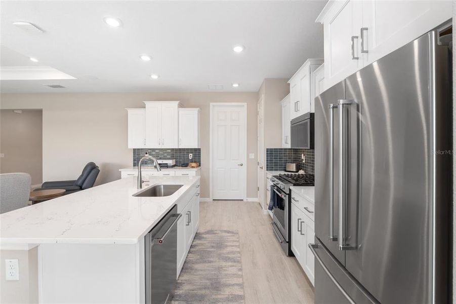 Furnished interior view inside a new home in , Ocala (Image 11).