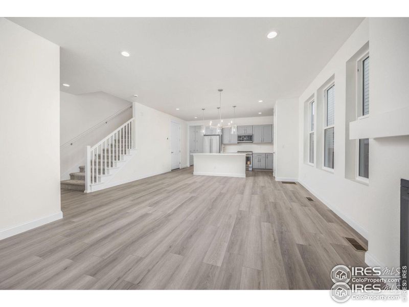 Spacious, unfurnished interior of a new home in Westerly, Erie (Image 15).