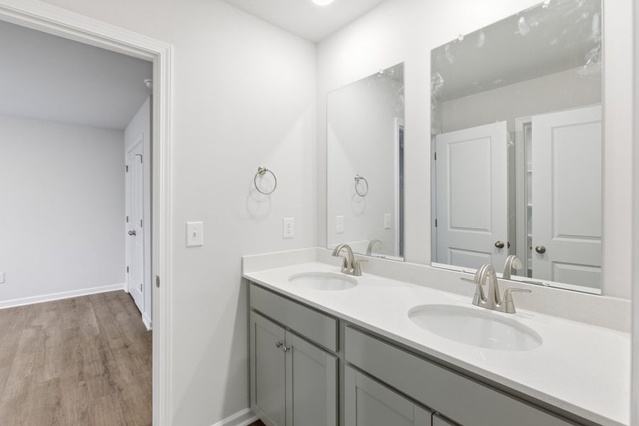 2,516sf New Home in New Bern, NC.  - Slide 24