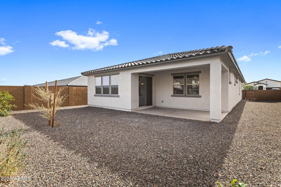 21294 W Roanoke Ave-29