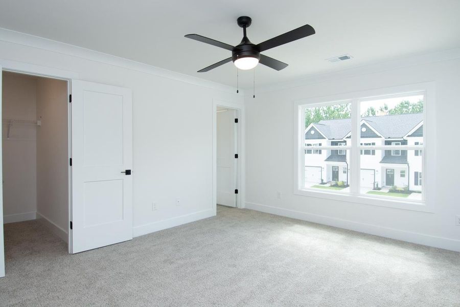 Representative unfurnished interior of a home built from the 1692 Townhome by Adams Homes in Parkstone Place Townhomes, Roebuck (Image 19).