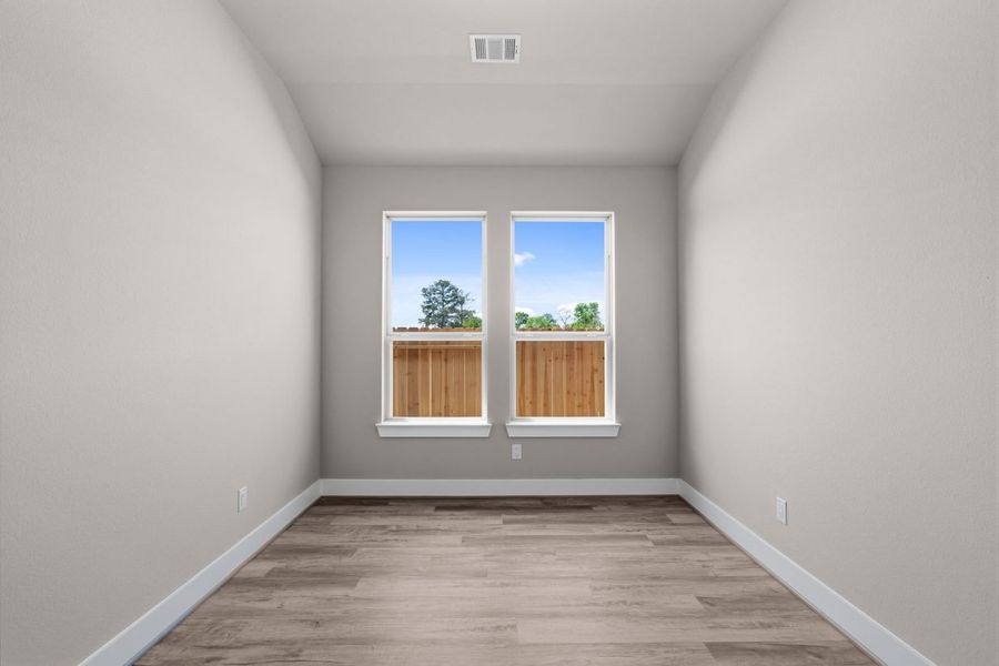 Spacious, unfurnished interior of a new home in Trinity Grove, Spring (Image 11).