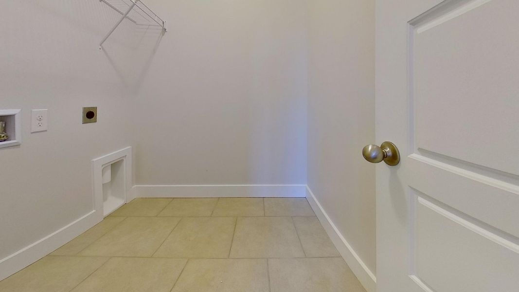 Representative unfurnished interior of a home built from the Addington by Enchanted Homes in Ballentine Ridge, Lyman (Image 20).