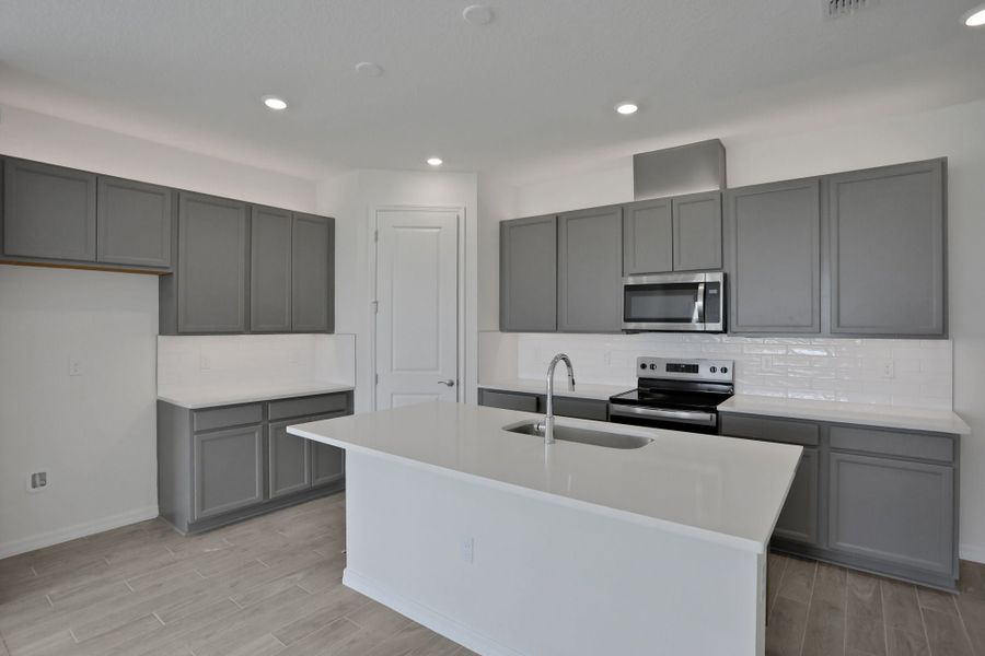 Punta Gorda, FL New Home.  - Slide 7