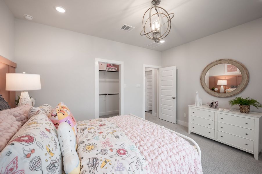 Representative furnished interior of a home built from the Cormorant by Tri Pointe Homes in Trillium, Richmond (Image 45).