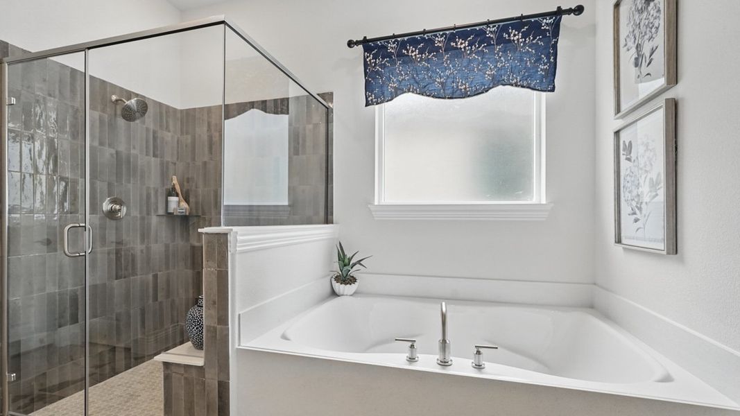 Representative furnished interior of a home built from the CYPRESS by D.R. Horton in Clearview Ranch, Royse City (Image 30). Representative furnished interior of a home built from the CYPRESS by D.R. Horton in Clearview Ranch, Royse City (Image 30).