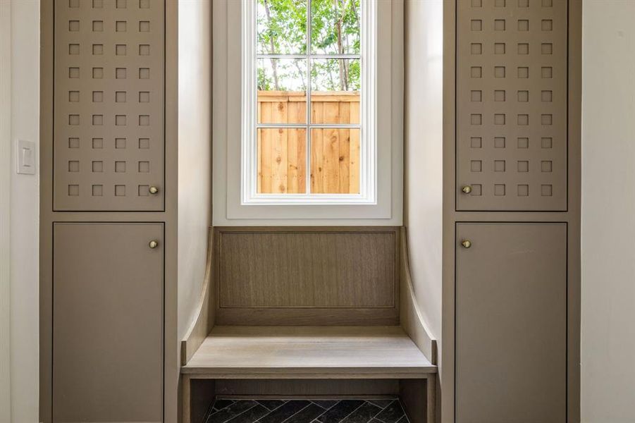 Image 33 of a home in .