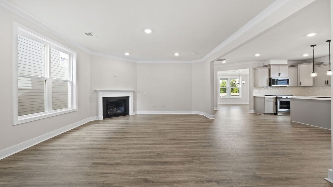 Spacious, unfurnished interior of a new home in Adams Glen, Greenville (Image 16).