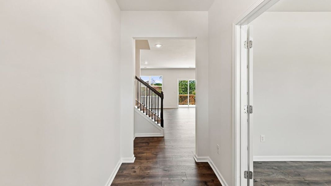 Spacious, unfurnished interior of a new home in Spring Ridge, Anderson (Image 23).