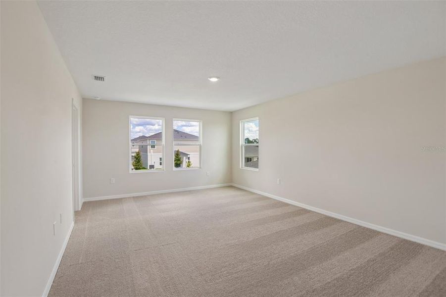 Spacious, unfurnished interior of a new home in Wynnstone, Davenport (Image 22). Spacious, unfurnished interior of a new home in Wynnstone, Davenport (Image 22).