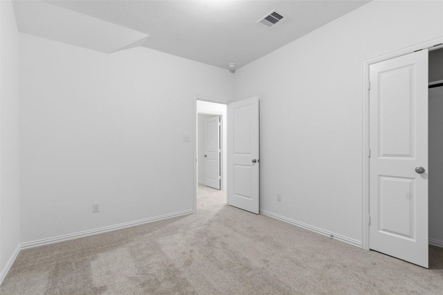 Spacious, unfurnished interior of a new home in The Woodlands Hills, Willis (Image 25).