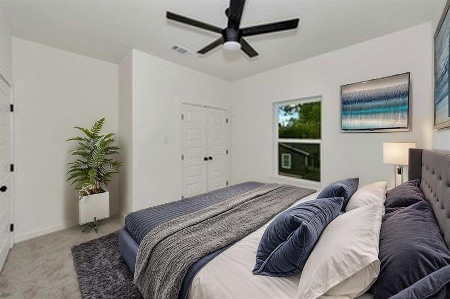 Furnished interior view inside a new home in , Denison (Image 11).