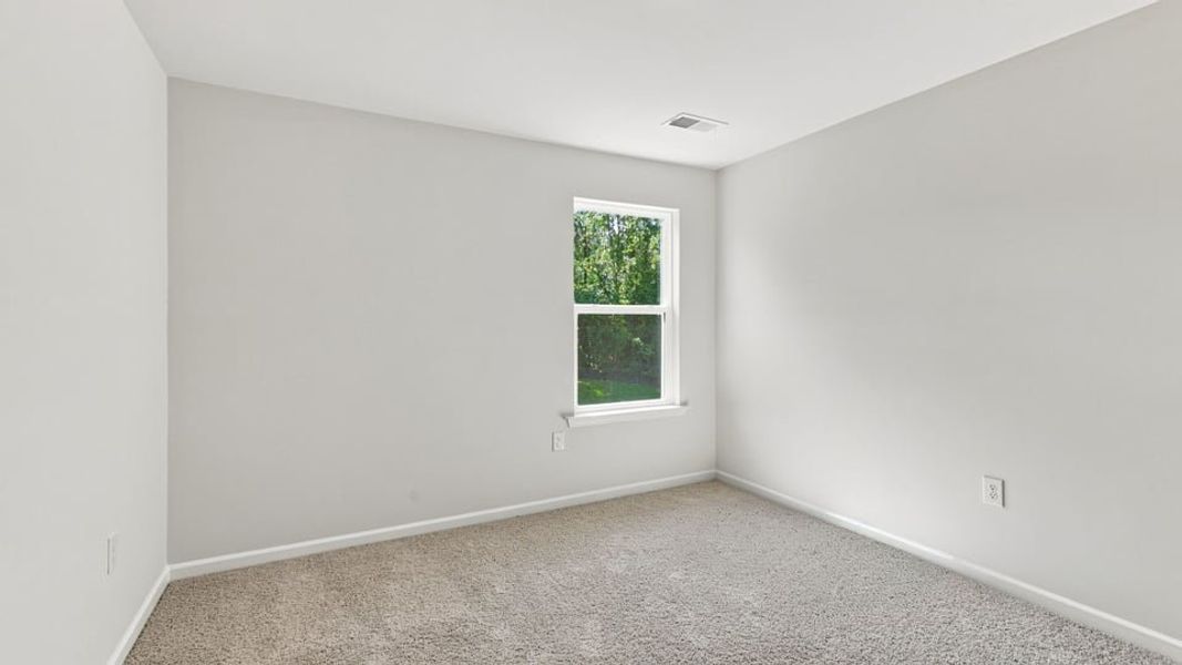 Spacious, unfurnished interior of a new home in Harrier Point, Woodruff (Image 21).