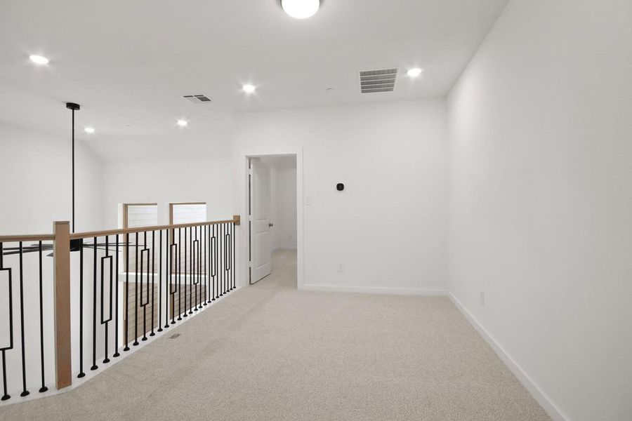 Spacious, unfurnished interior of a new home in Woodforest Townhomes, Montgomery (Image 13). Spacious, unfurnished interior of a new home in Woodforest Townhomes, Montgomery (Image 13).