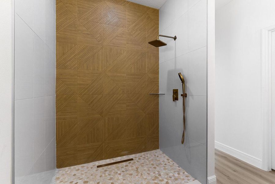 9055-103rd-Ave-HigMedia-033-1280