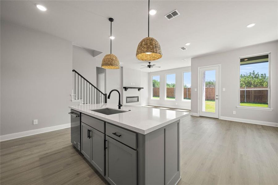 329 Deer Ridge- Kitchen-4