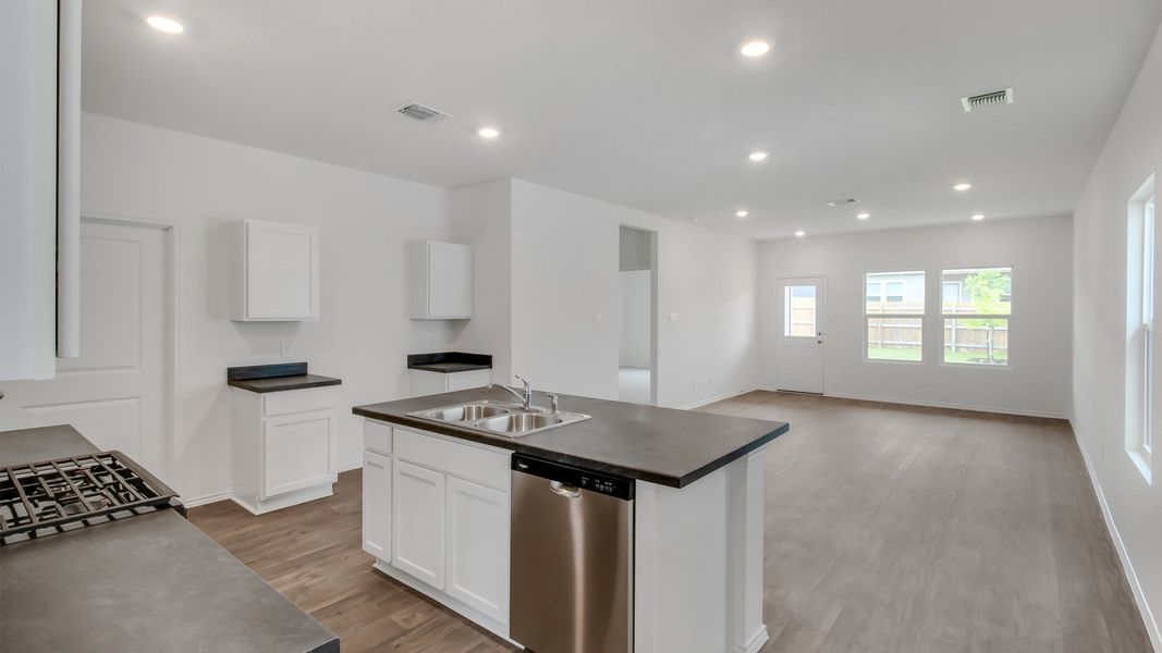Representative furnished interior of a home built from the The Hanna by D.R. Horton in Wayside, Uhland (Image 4). Representative furnished interior of a home built from the The Hanna by D.R. Horton in Wayside, Uhland (Image 4).