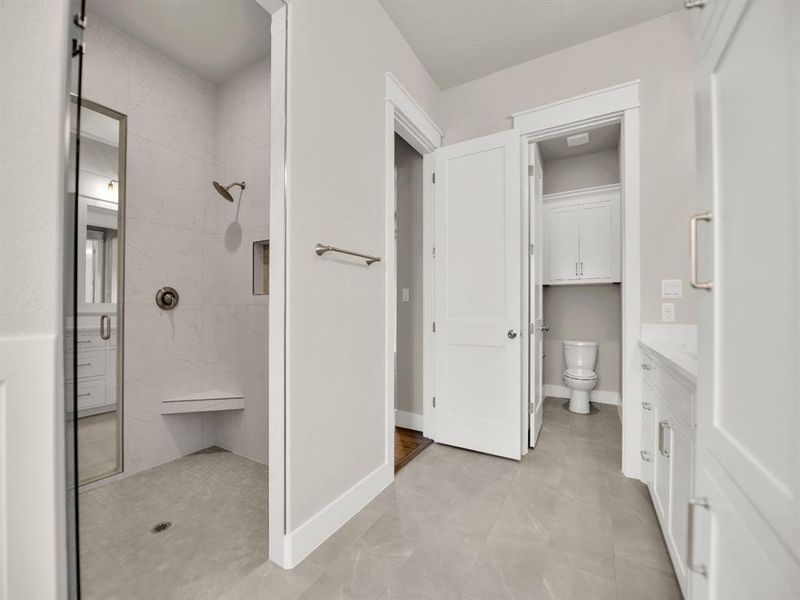 Spacious, unfurnished interior of a new home in , Fort Worth (Image 27). Spacious, unfurnished interior of a new home in , Fort Worth (Image 27).
