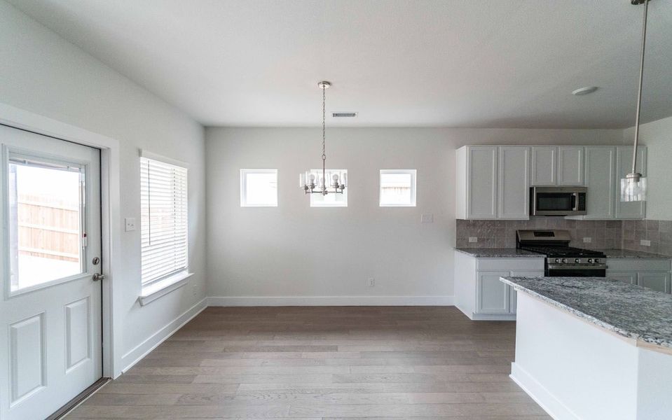 Spacious, unfurnished interior of a new home in Pebblebrook, Sherman (Image 13). Spacious, unfurnished interior of a new home in Pebblebrook, Sherman (Image 13).