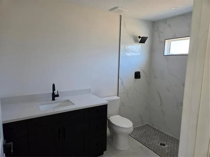 Furnished interior view inside a new home in , Avon Park (Image 5).