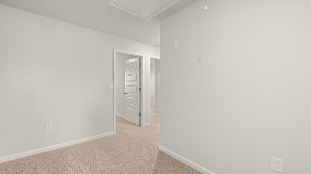 Spacious, unfurnished interior of a new home in Weatherstone, Grovetown (Image 25).