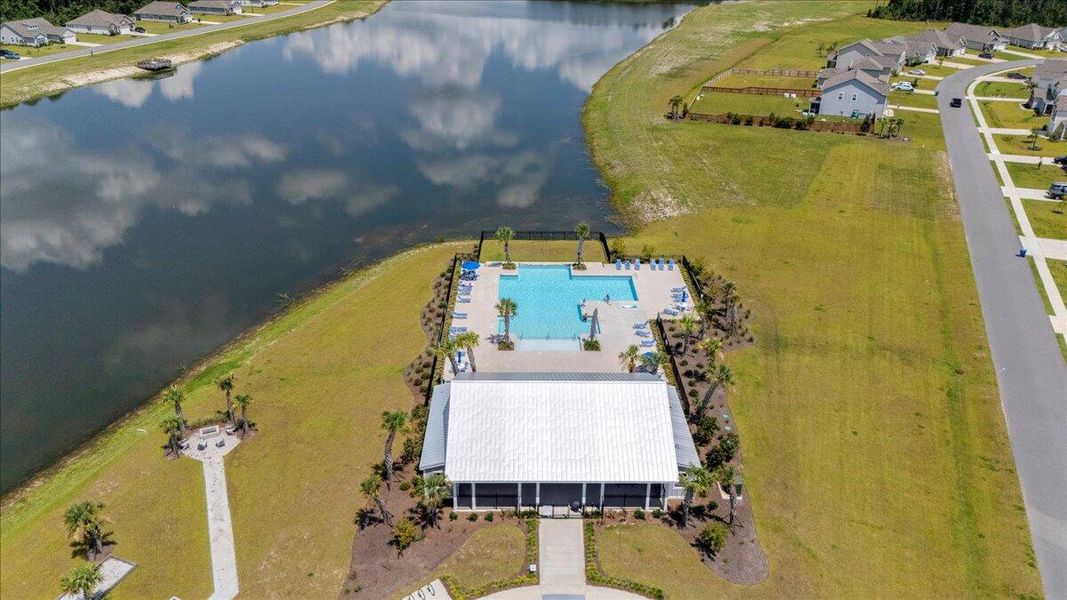Image 40 of a home in French Quarter Creek.