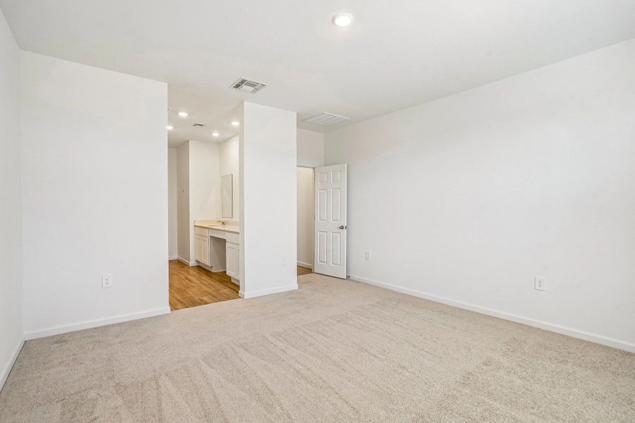 Primary suite