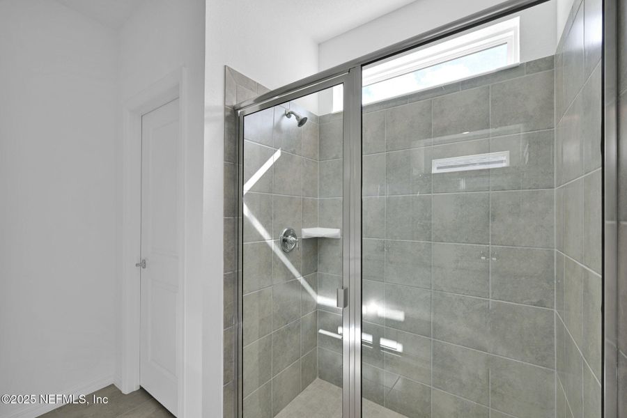 Furnished interior view inside a new home in Hyland Trail, Green Cove Springs (Image 7). Furnished interior view inside a new home in Hyland Trail, Green Cove Springs (Image 7).